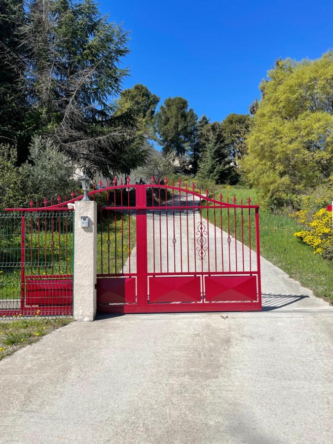 Апартаменты Au Perchoir Caunes-Minervois Экстерьер фото